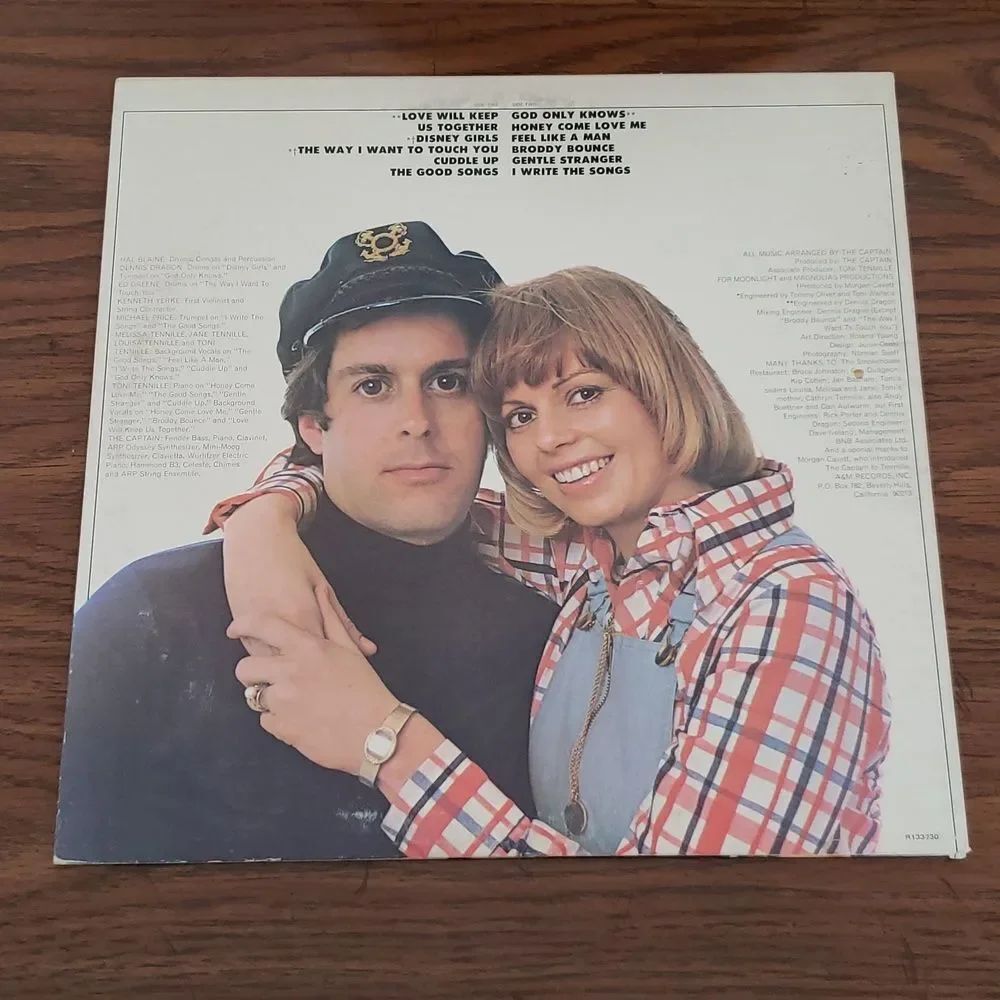 Captain & Tennille "Love Will Keep Us Together" Vinyl LP 33 RPM (1975) - Picture 2 of 7